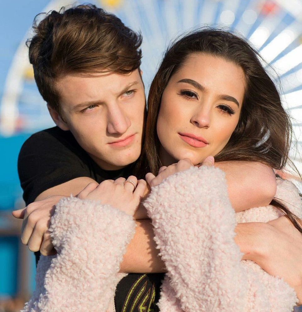 Jake Short Completes 1 Year with Girlfriend! A MustSee Dating Affair